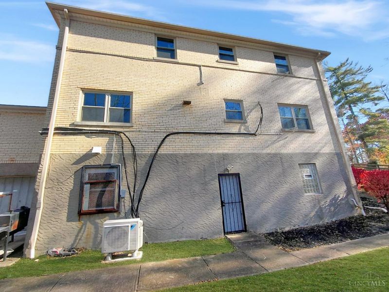 5751 Belmont Avenue, Cincinnati, OH 45224 Photo 26