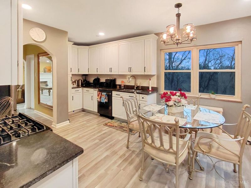 5751 Belmont Avenue, Cincinnati, OH 45224 Photo 6