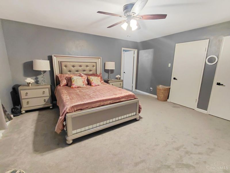 5751 Belmont Avenue, Cincinnati, OH 45224 Photo 8