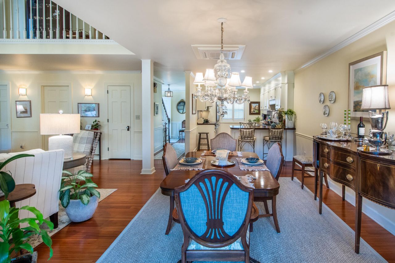 1003 Ventura Place Photo 8