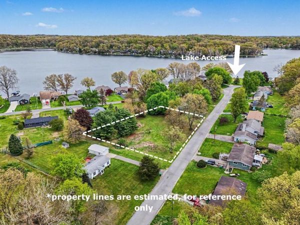 18 & 19 Elizabeth Drive, Three Rivers, MI 49093