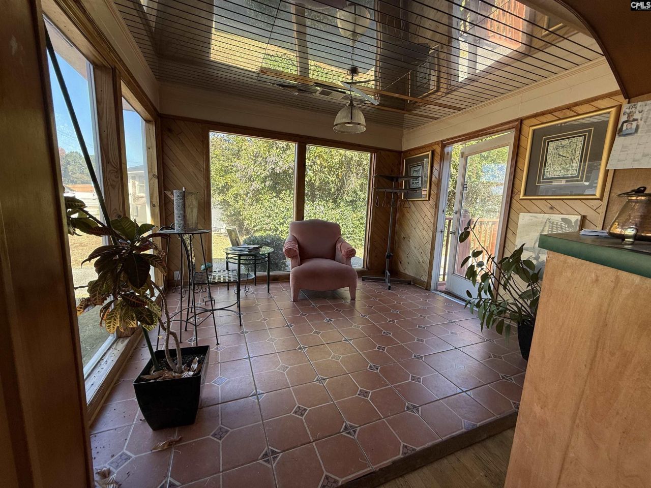 1750 Decker Boulevard Photo 20