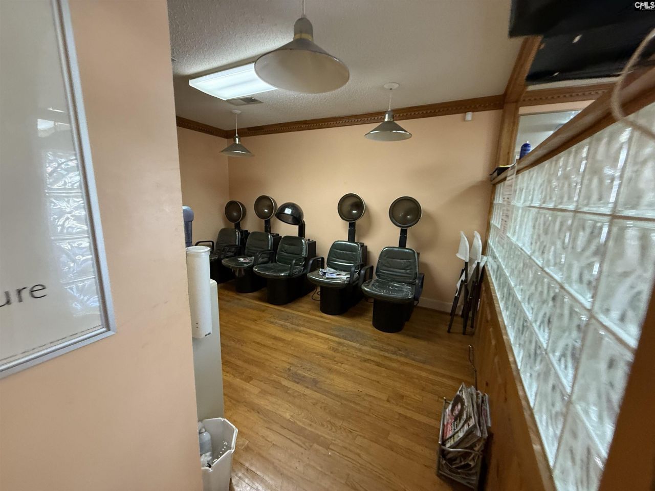 1750 Decker Boulevard Photo 23