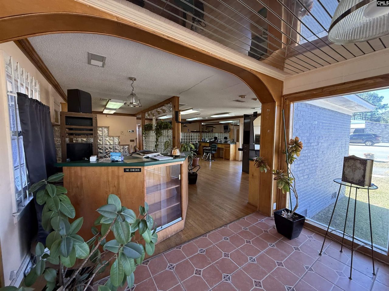 1750 Decker Boulevard Photo 24