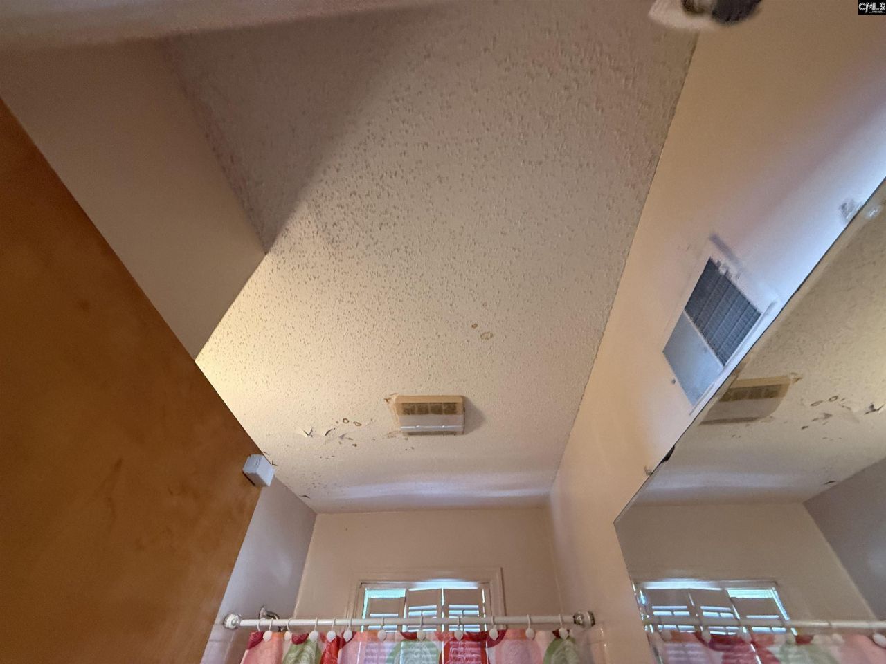 1750 Decker Boulevard Photo 32