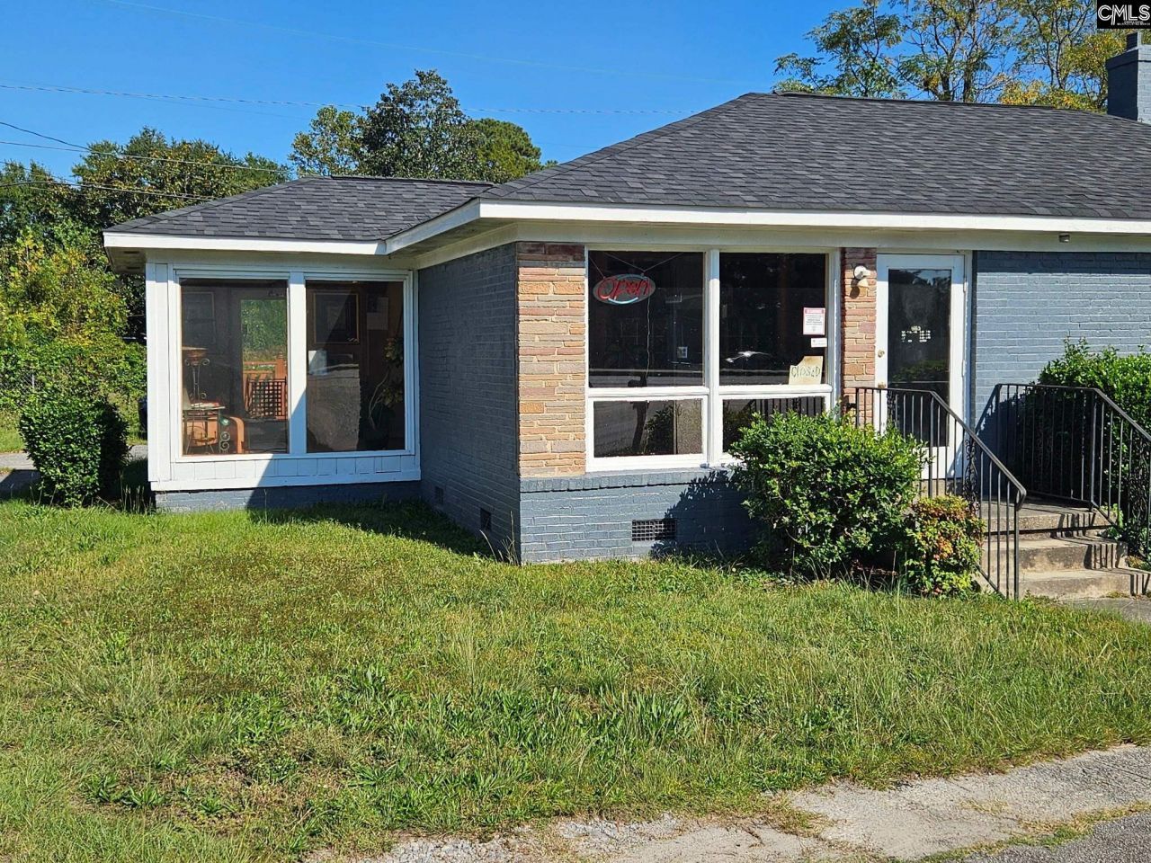 1750 Decker Boulevard Photo 6