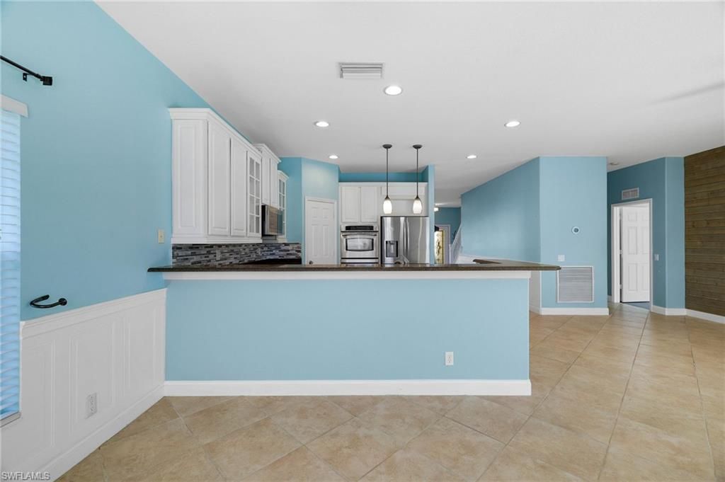 2201 Cape Heather Cir, Cape Coral, FL 33991 Photo