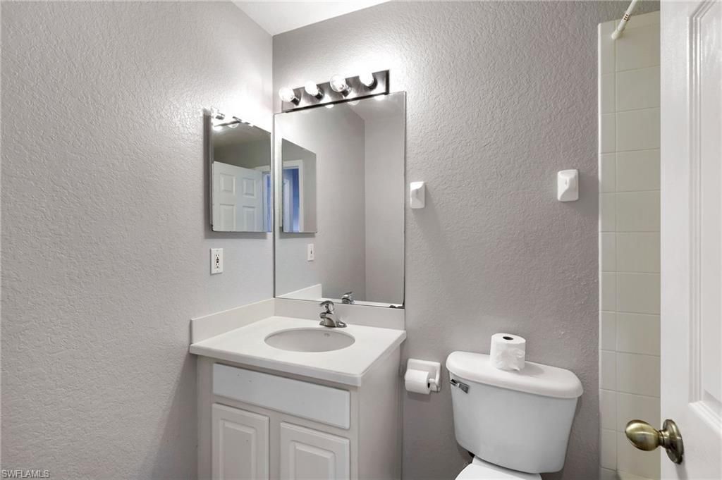 2201 Cape Heather Cir, Cape Coral, FL 33991 Photo