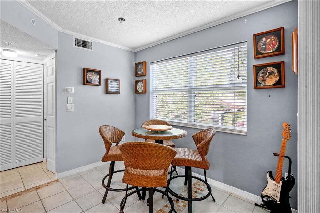 8960 Colonnades Ct E, Unit 921, Bonita Springs, FL 34135 Photo