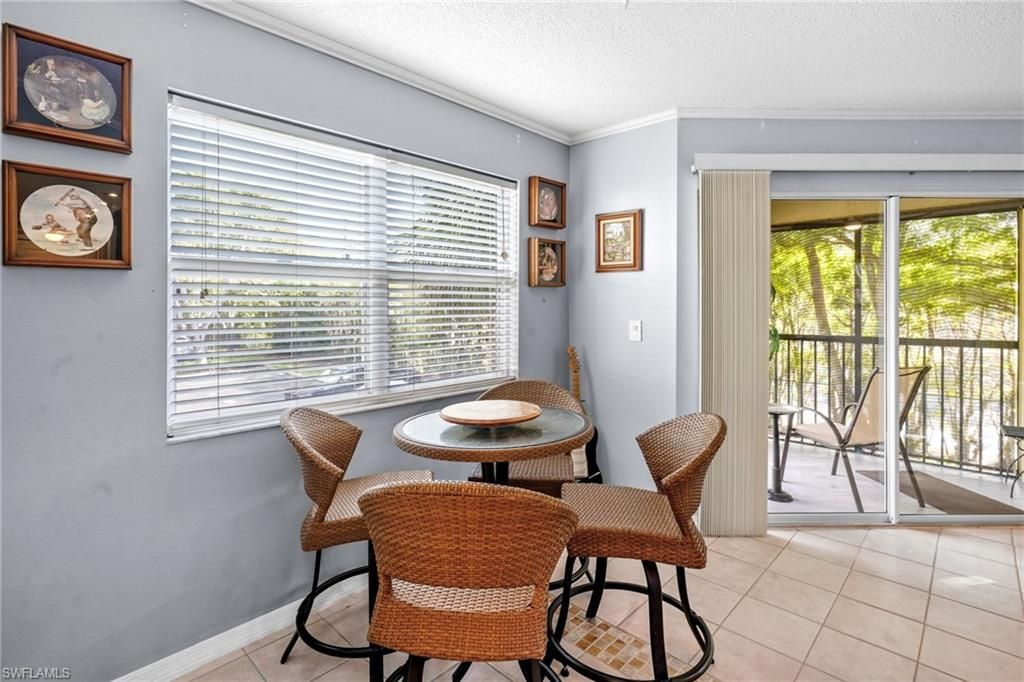8960 Colonnades Ct E, Unit 921, Bonita Springs, FL 34135 Photo