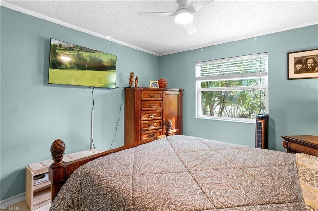 8960 Colonnades Ct E, Unit 921, Bonita Springs, FL 34135 Photo