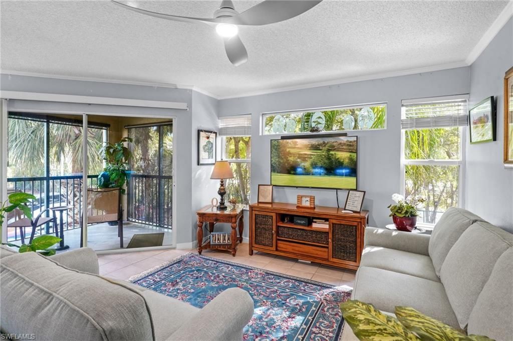 8960 Colonnades Ct E, Unit 921, Bonita Springs, FL 34135 Photo