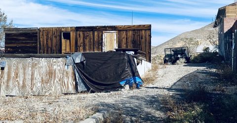 232 N South Street, Tonopah, NV 89049 Photo