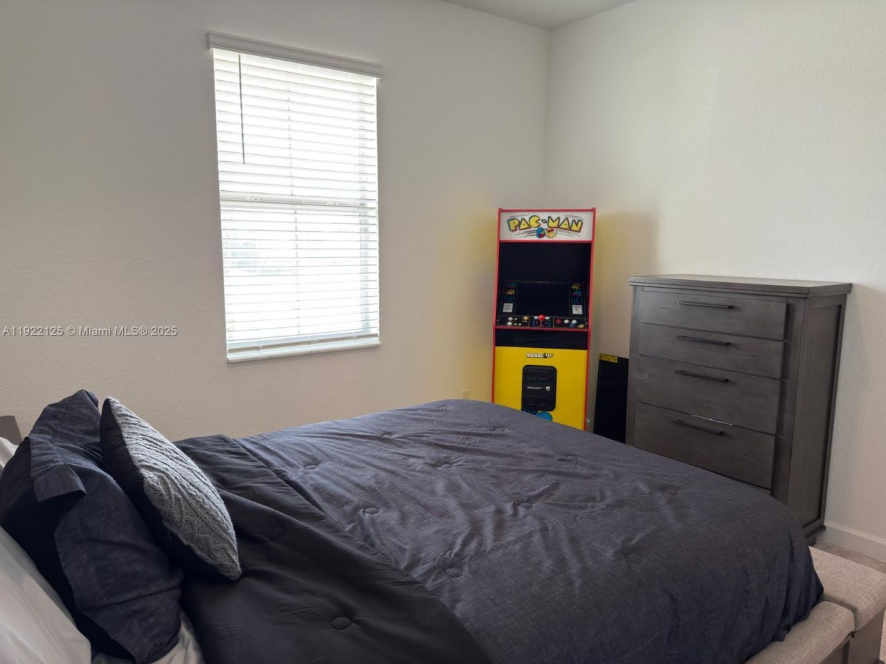 7599 NW Deysbrook Lane, Port Saint Lucie, FL 34987 Photo