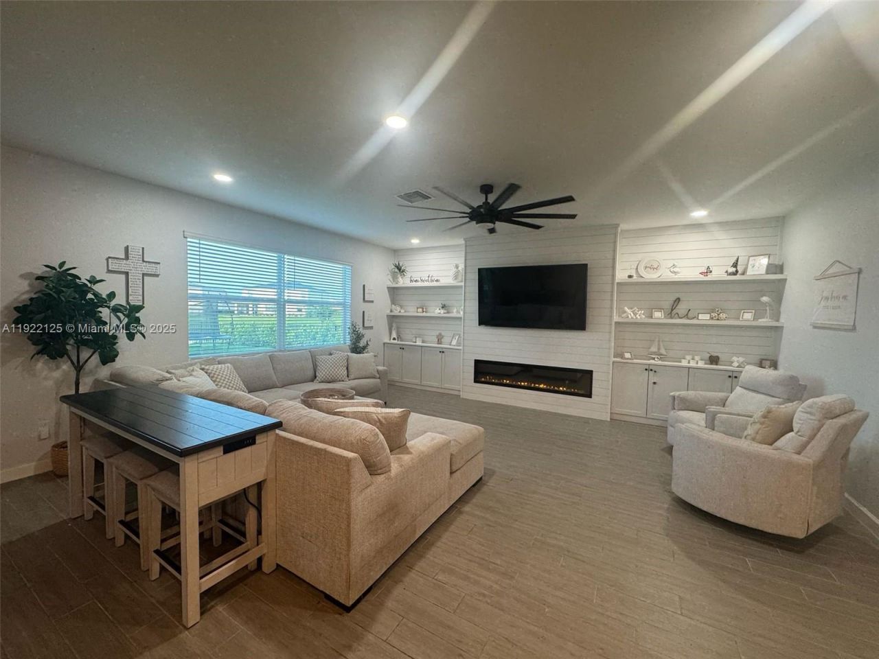 7599 NW Deysbrook Lane, Port Saint Lucie, FL 34987 Photo