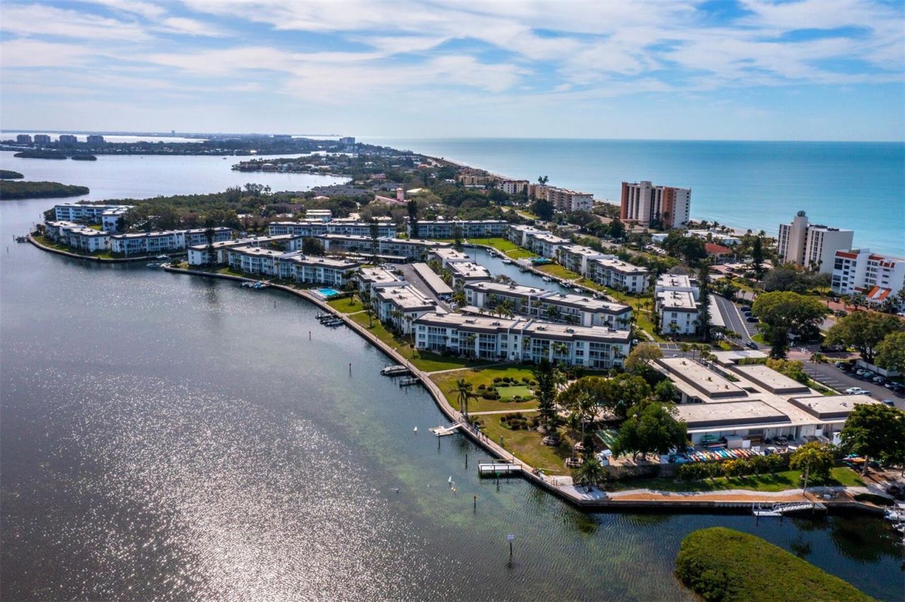 4430 Exeter Drive, Unit 106, Longboat Key, FL 34228 Photo