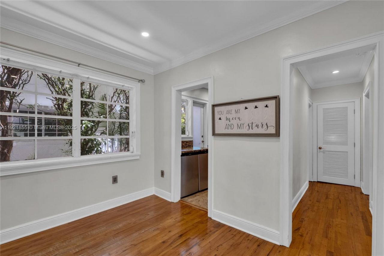 1605 Lenox Ave, Unit 1605-5, Miami Beach, FL 33139 Photo