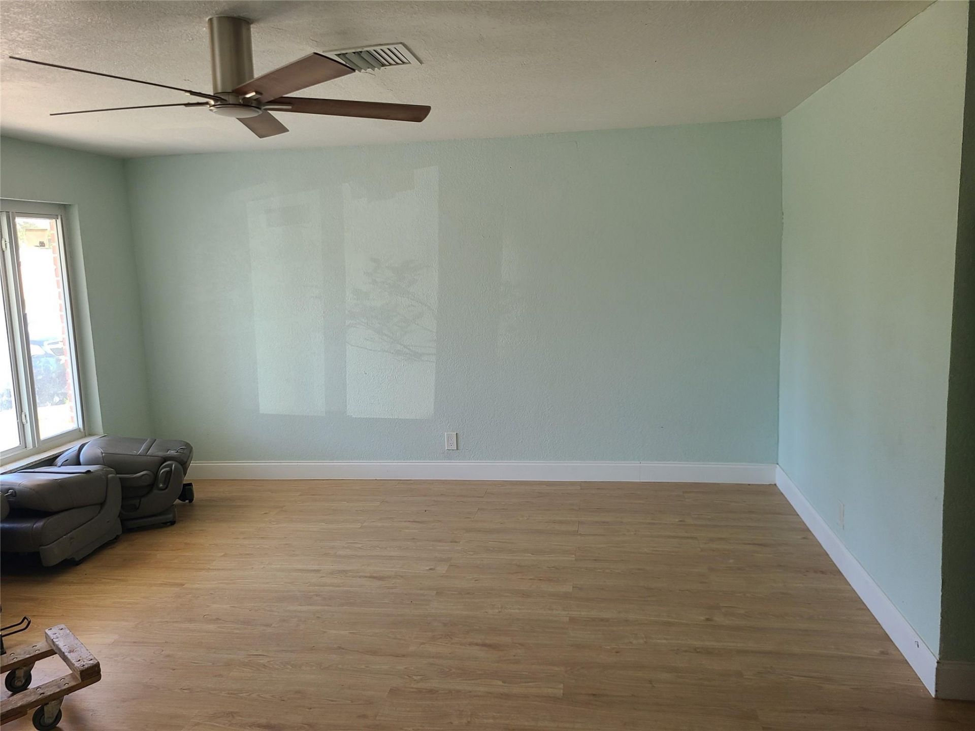 1910 NW 60th Avenue, Sunrise, FL 33313 Photo