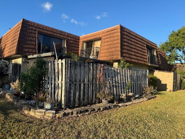 9444 NW 48th Street, Unit 9444, Sunrise, FL 33351