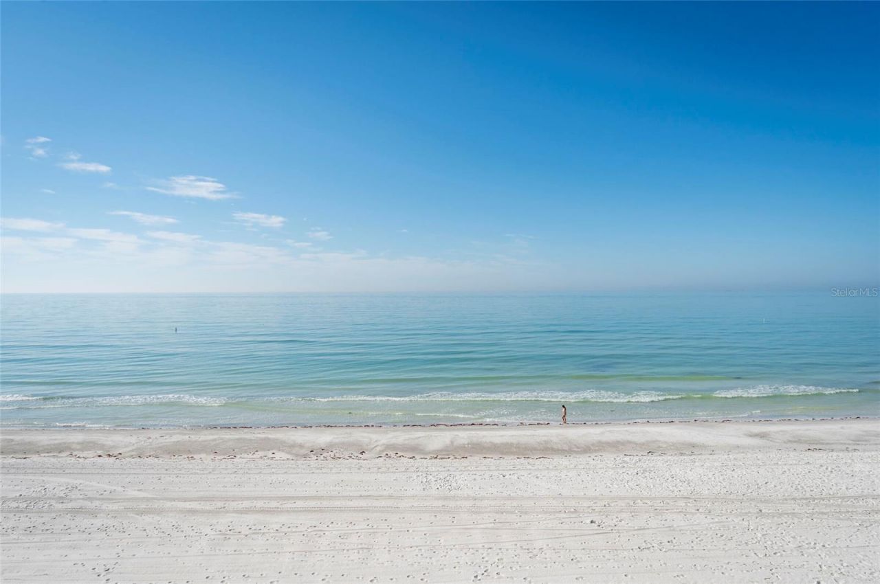 16750 Gulf Boulevard, Unit 414, North Redington Beach, FL 33708 Photo