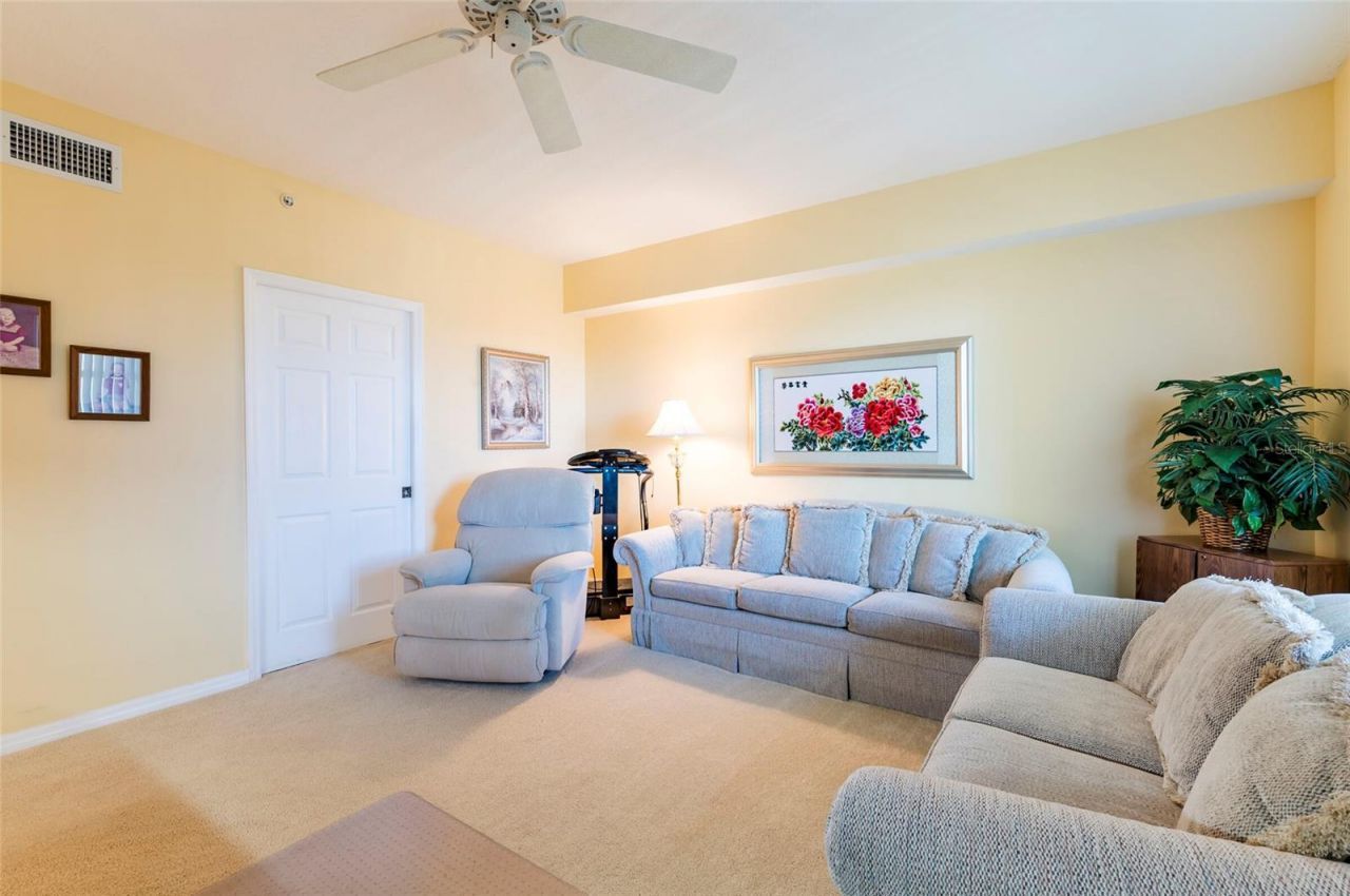 16750 Gulf Boulevard, Unit 414, North Redington Beach, FL 33708 Photo