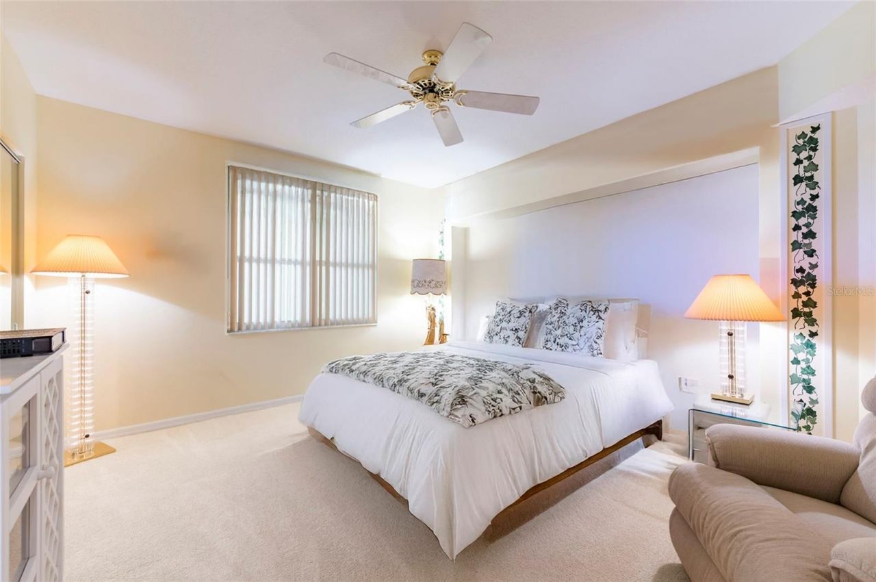 16750 Gulf Boulevard, Unit 414, North Redington Beach, FL 33708 Photo