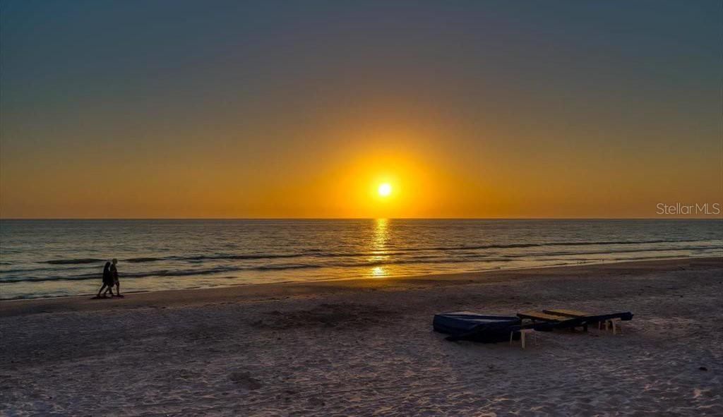 16750 Gulf Boulevard, Unit 414, North Redington Beach, FL 33708 Photo