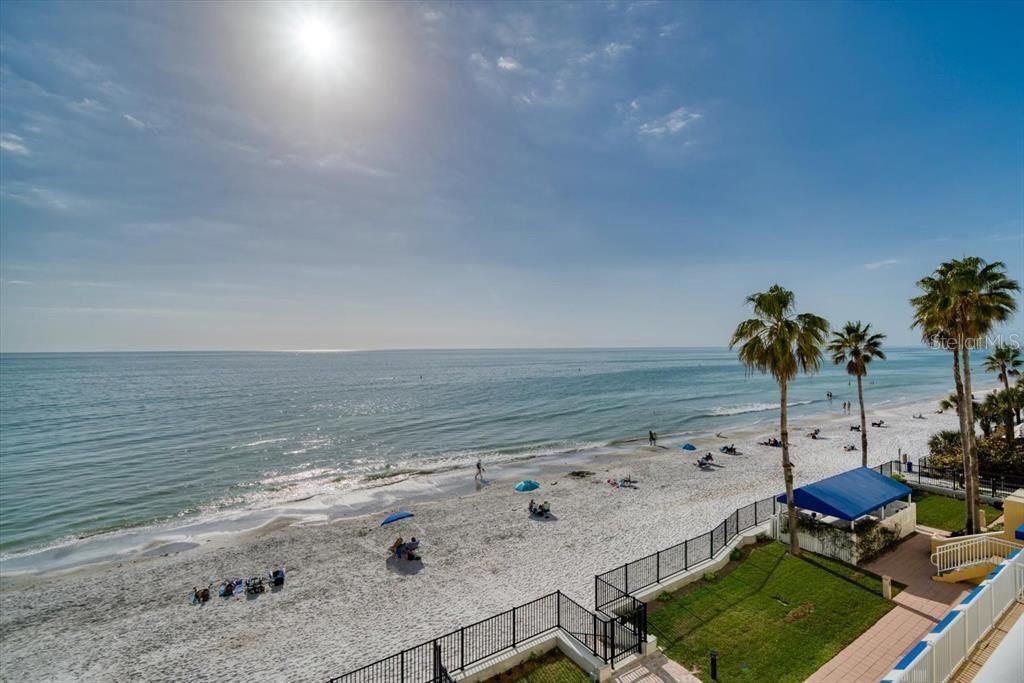 16750 Gulf Boulevard, Unit 414, North Redington Beach, FL 33708 Photo