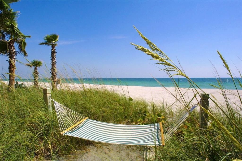 16750 Gulf Boulevard, Unit 414, North Redington Beach, FL 33708 Photo