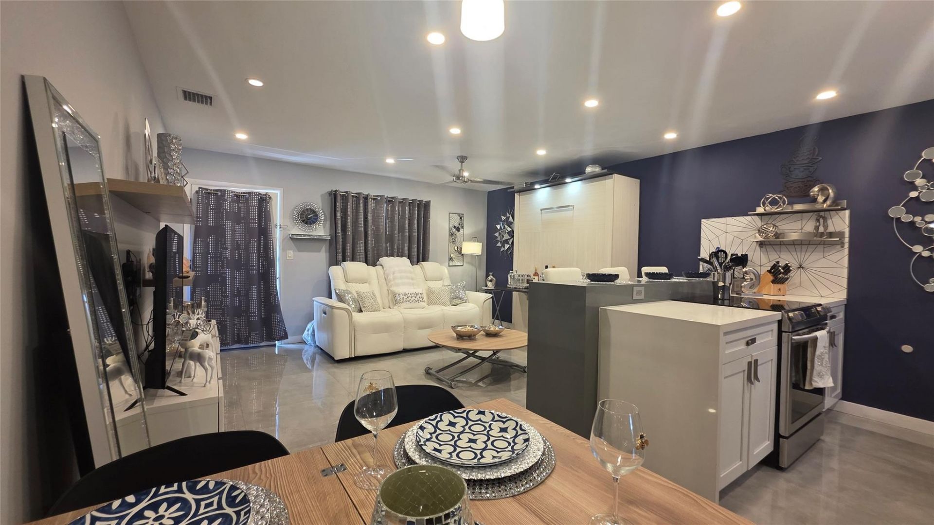 15610 NE 6th Avenue, Unit 36D, Miami, FL 33162 Photo