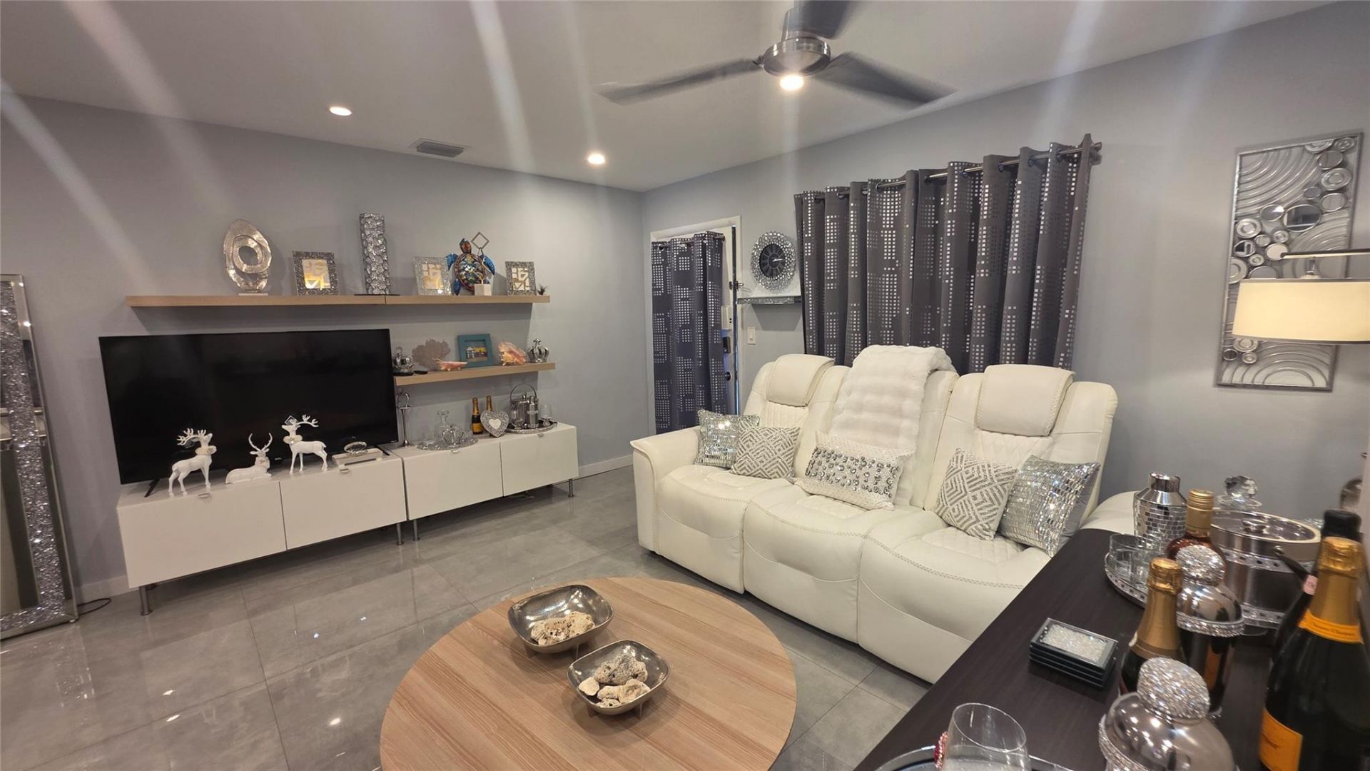 15610 NE 6th Avenue, Unit 36D, Miami, FL 33162 Photo