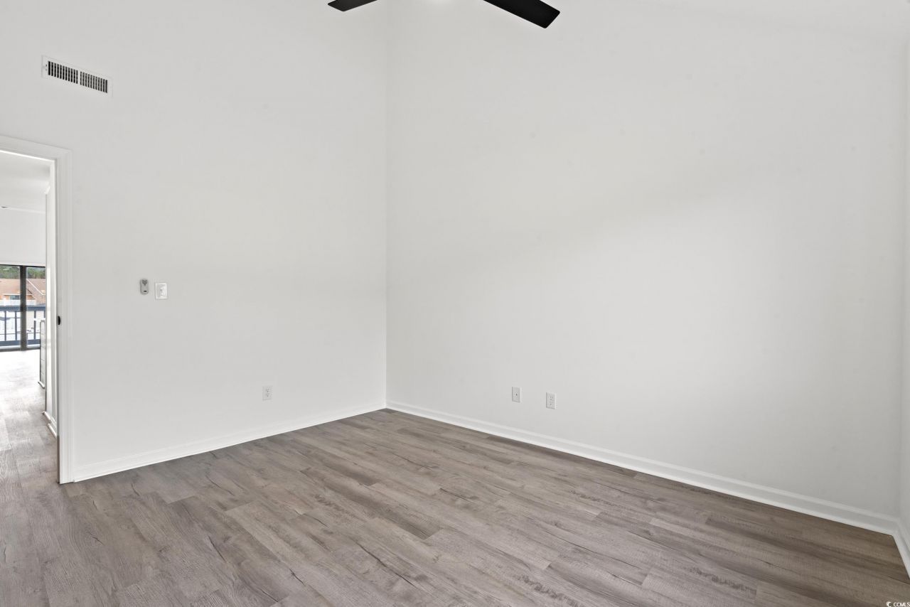 1890 Colony Dr. Photo 24