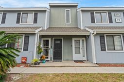 1890 Colony Dr. photo 4