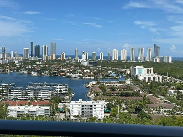 16385 Biscayne Blvd, Unit 2418, North Miami Beach, FL 33160