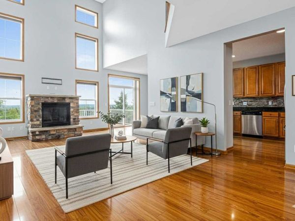 10174 Indigo Drive, Eden Prairie, MN 55347