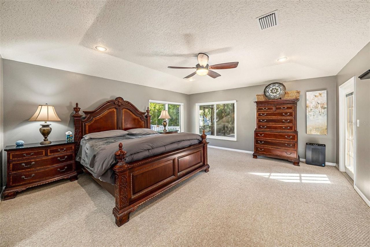 15818 Fairchild Drive, Tampa, FL 33647 Photo