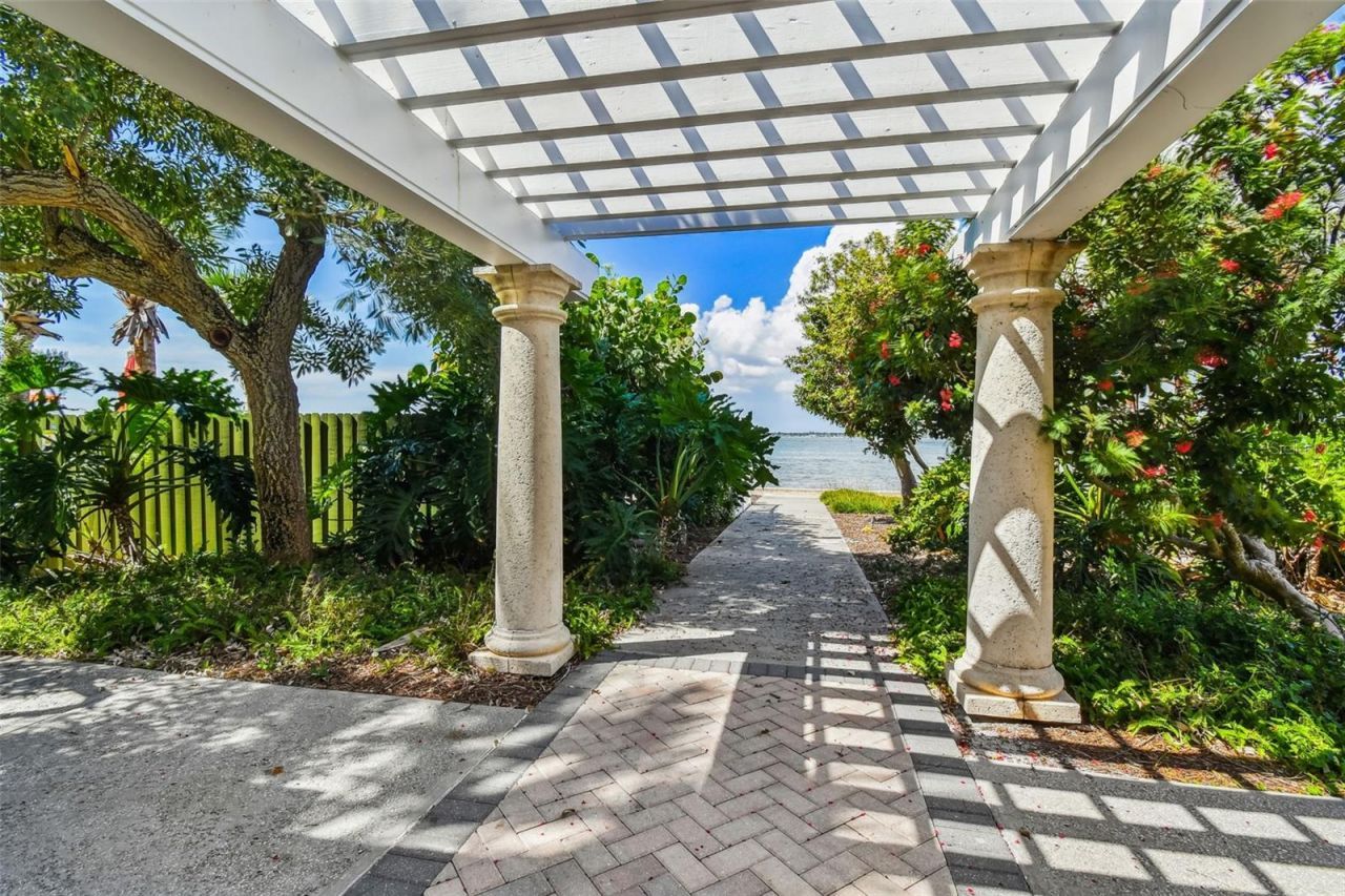 4991 Bacopa Lane S, Unit 502, Saint Petersburg, FL 33715 Photo