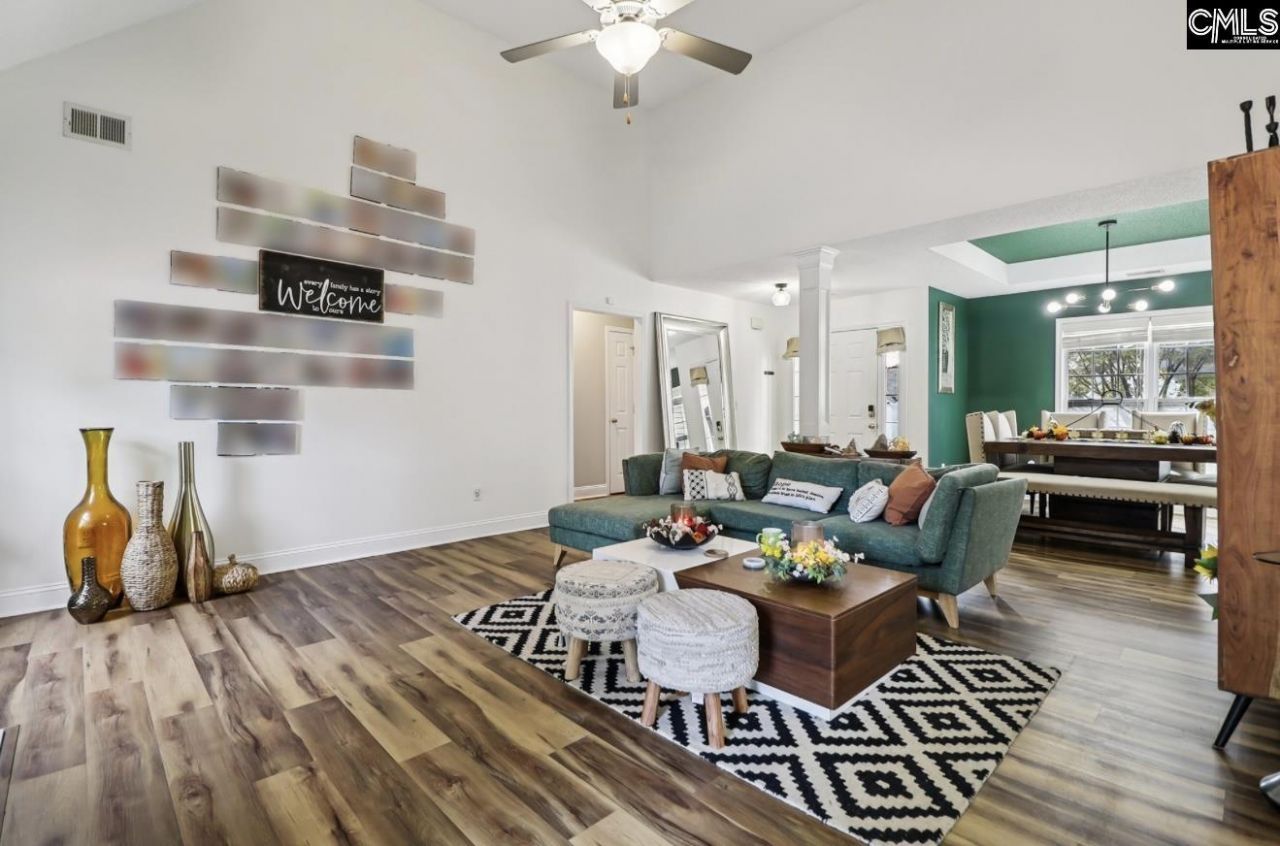 420 Applebrach Court Photo 10