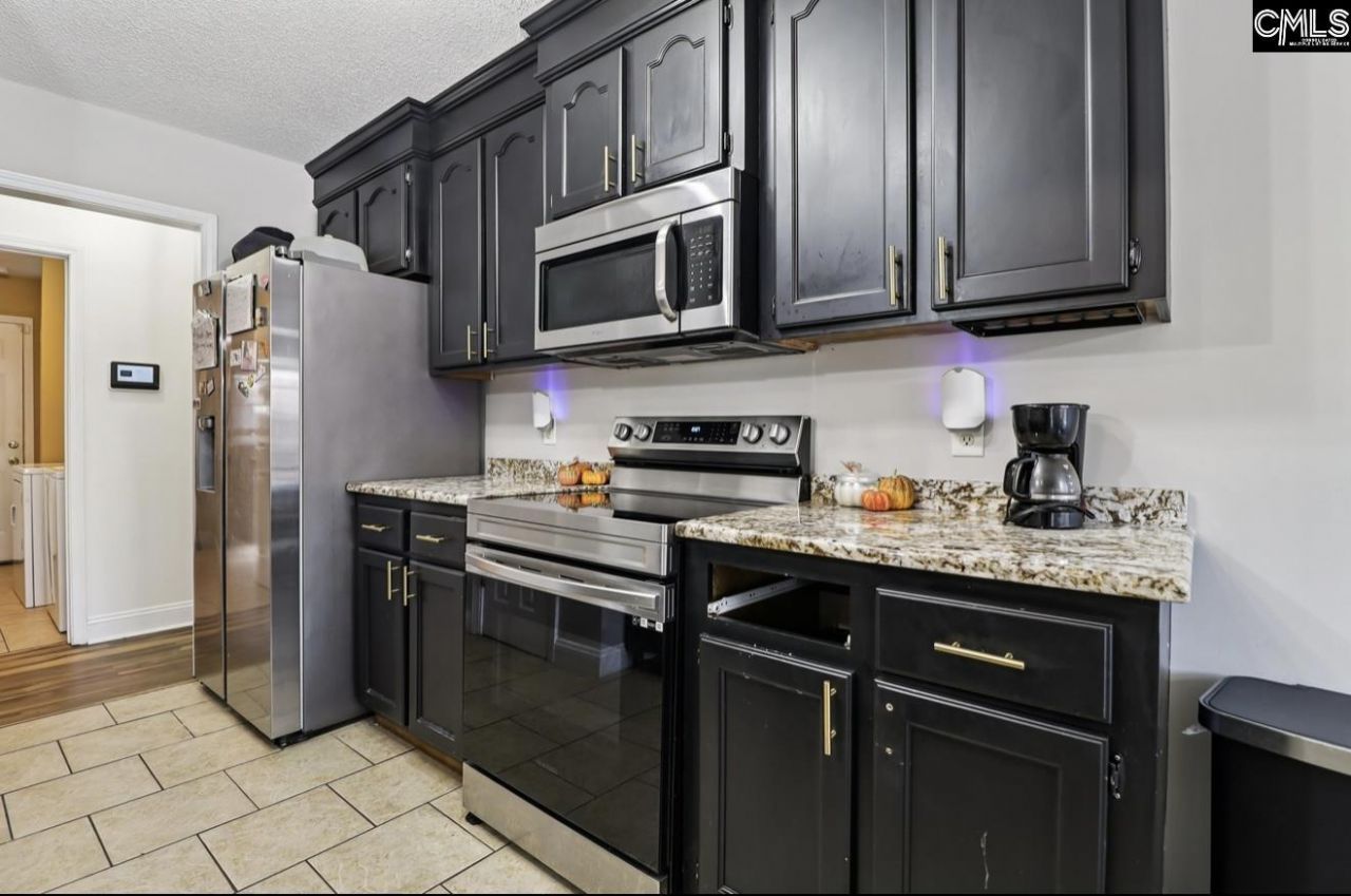 420 Applebrach Court Photo 33