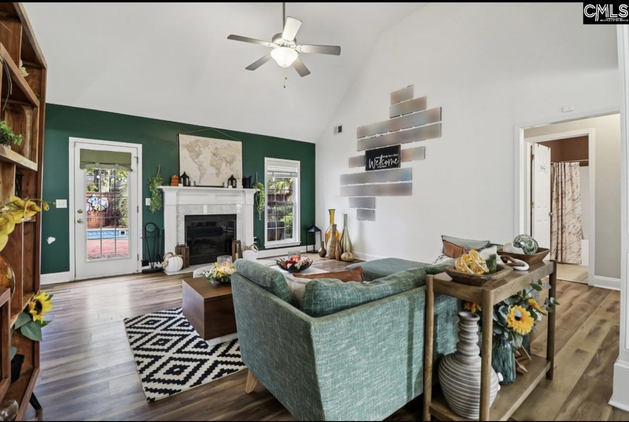 420 Applebrach Court Photo 36