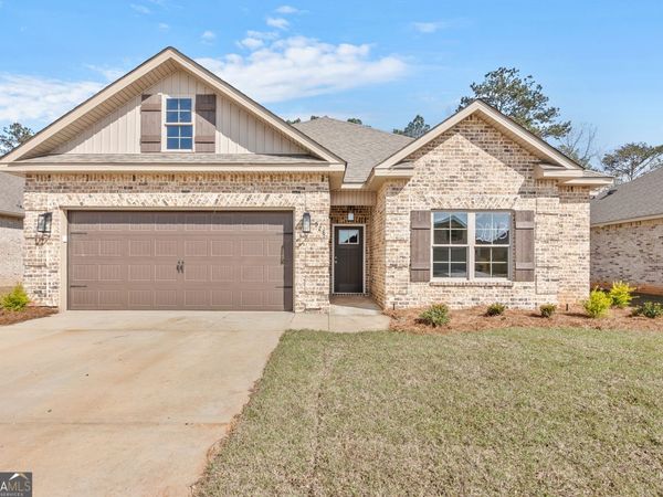 528 Bristleleaf Path, Kathleen, GA 31047