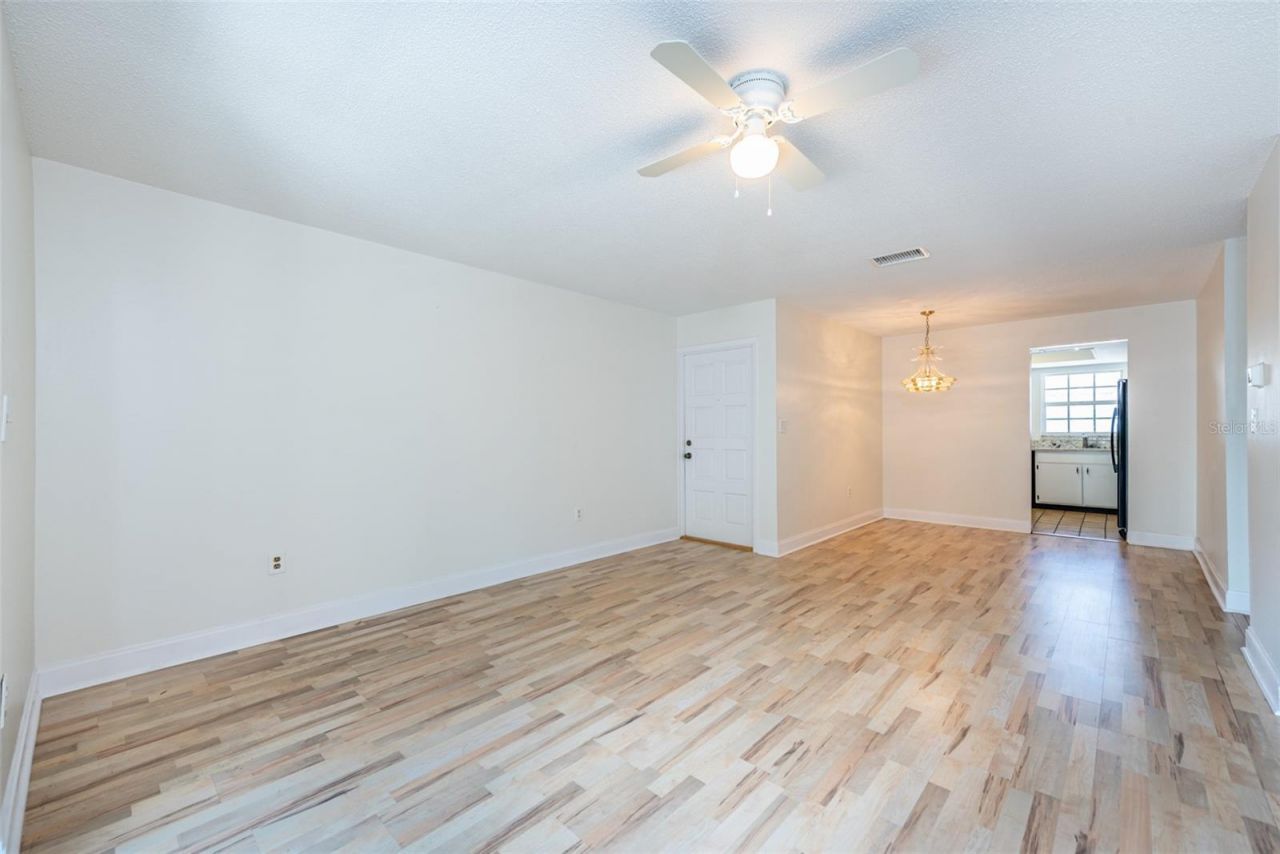 6042 1st Avenue S, Unit 31, Saint Petersburg, FL 33707 Photo