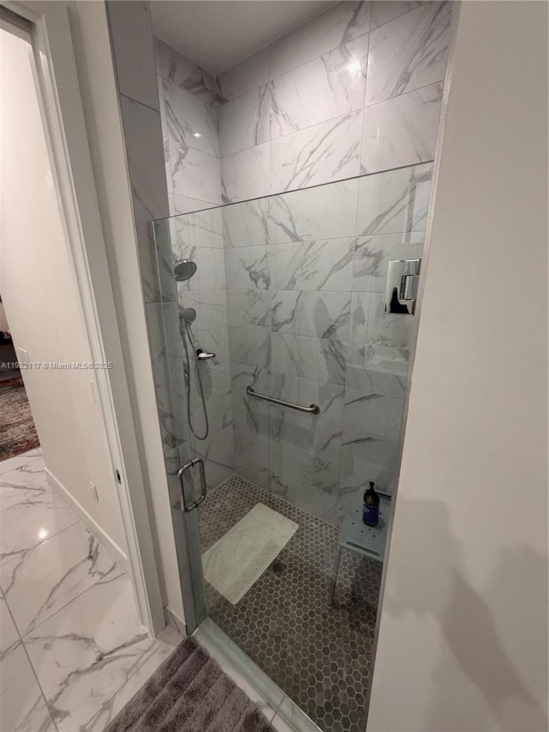 8119 NW 47th Ter, Doral, FL 33166 Photo