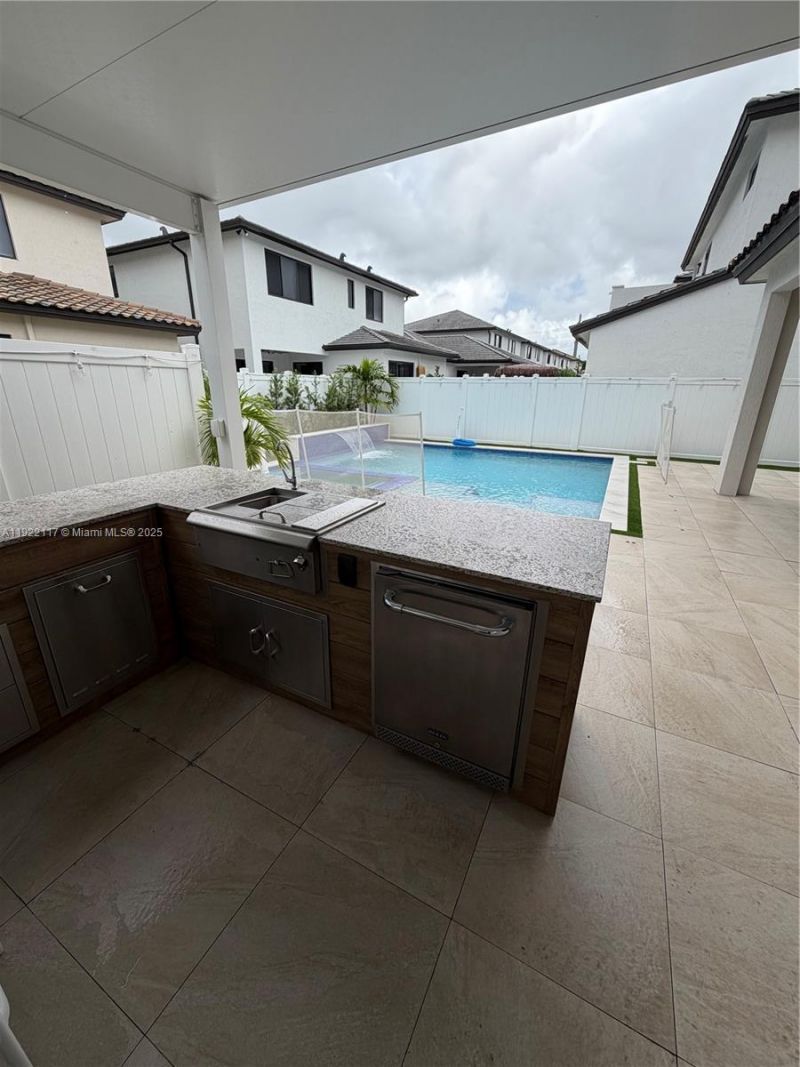 8119 NW 47th Ter, Doral, FL 33166 Photo