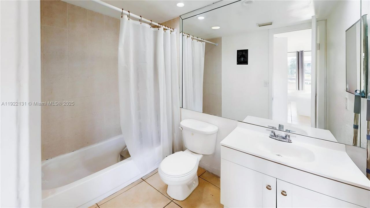 10765 SW 108th Ave, Unit 208, Miami, FL 33176 Photo