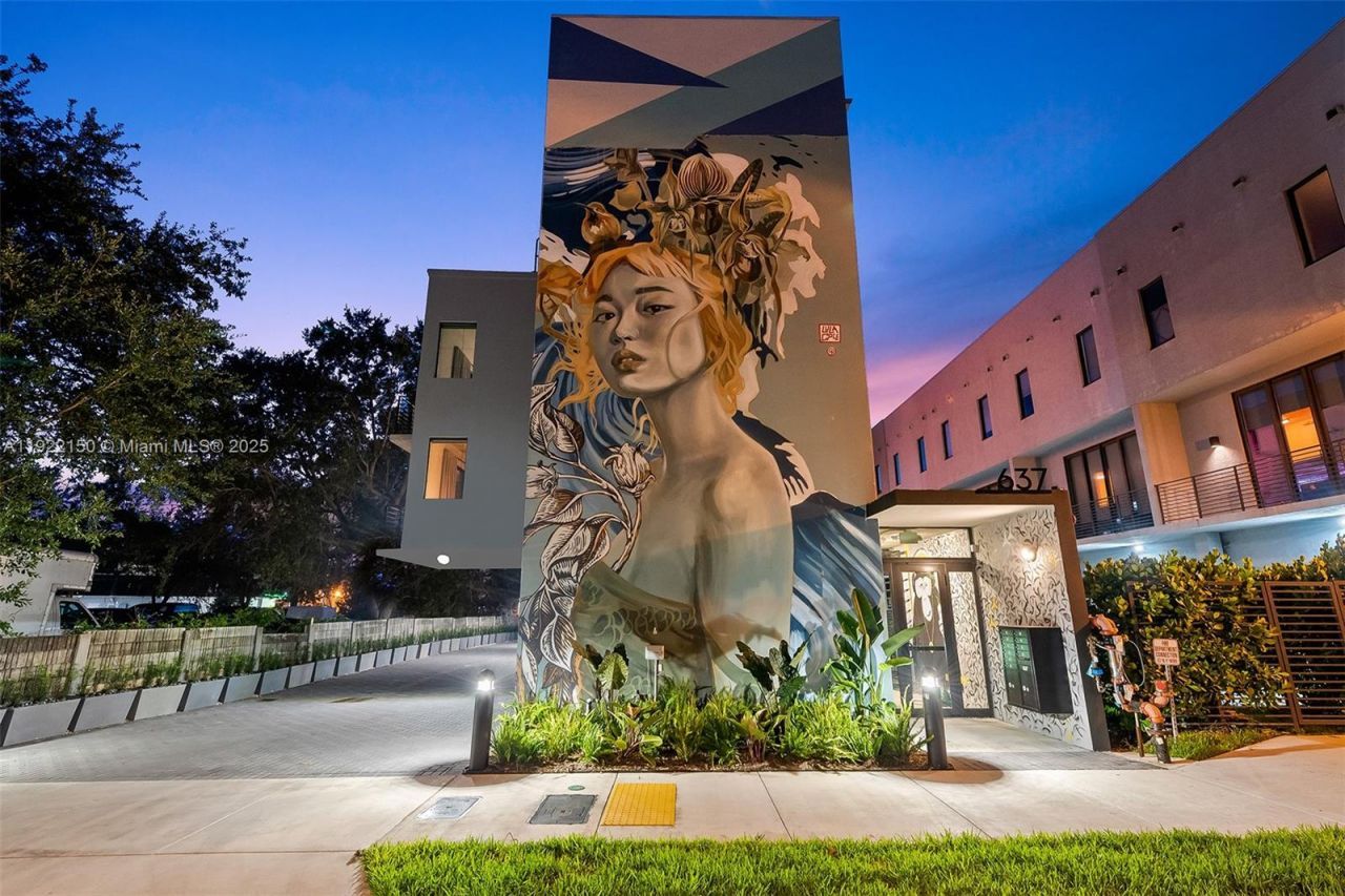 637 NE 4th Ave, Fort Lauderdale, FL 33304 Photo