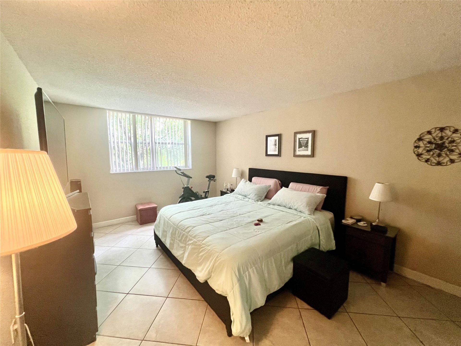 1805 Sans Souci Boulevard, Unit 403, North Miami, FL 33181 Photo