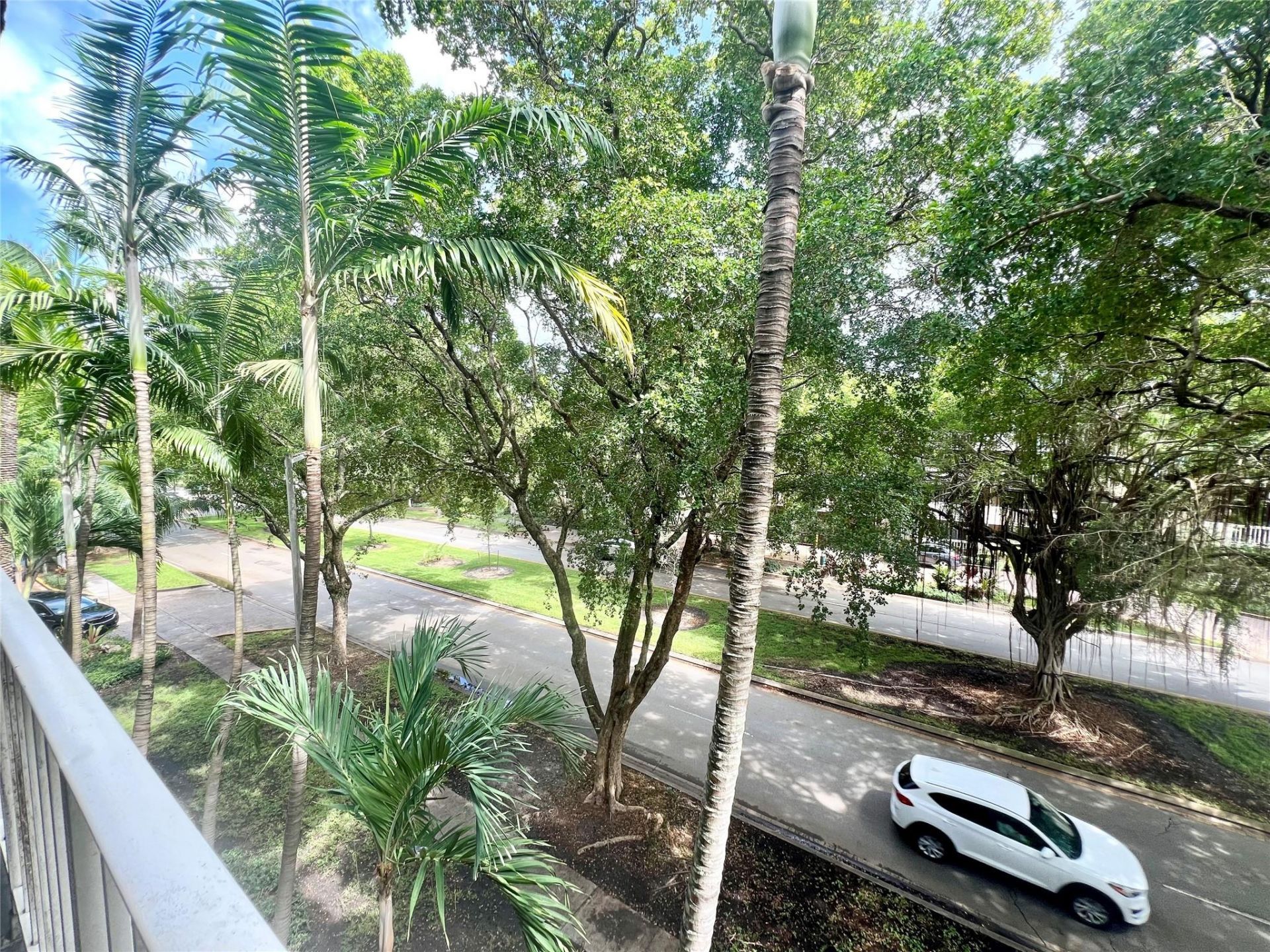 1805 Sans Souci Boulevard, Unit 403, North Miami, FL 33181 Photo