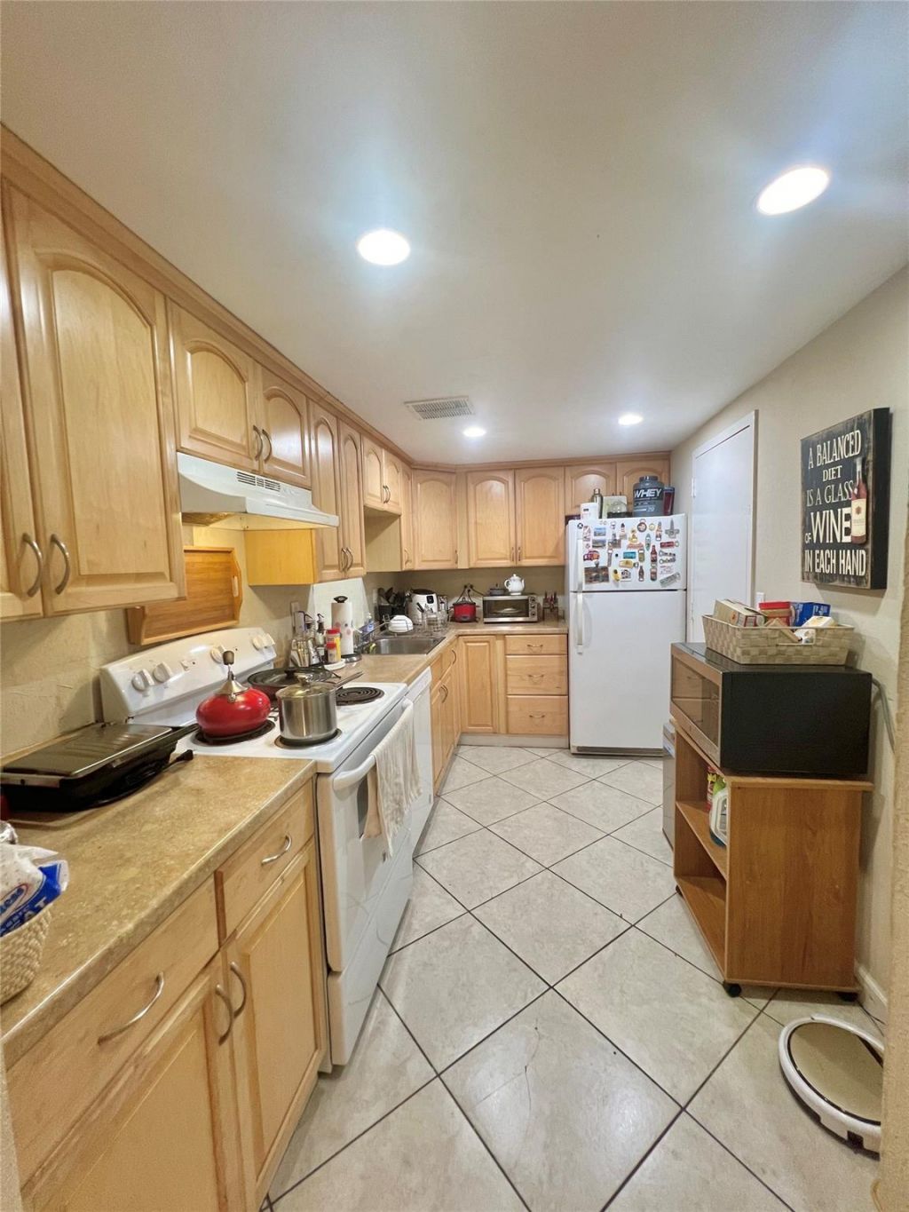 1805 Sans Souci Boulevard, Unit 403, North Miami, FL 33181 Photo