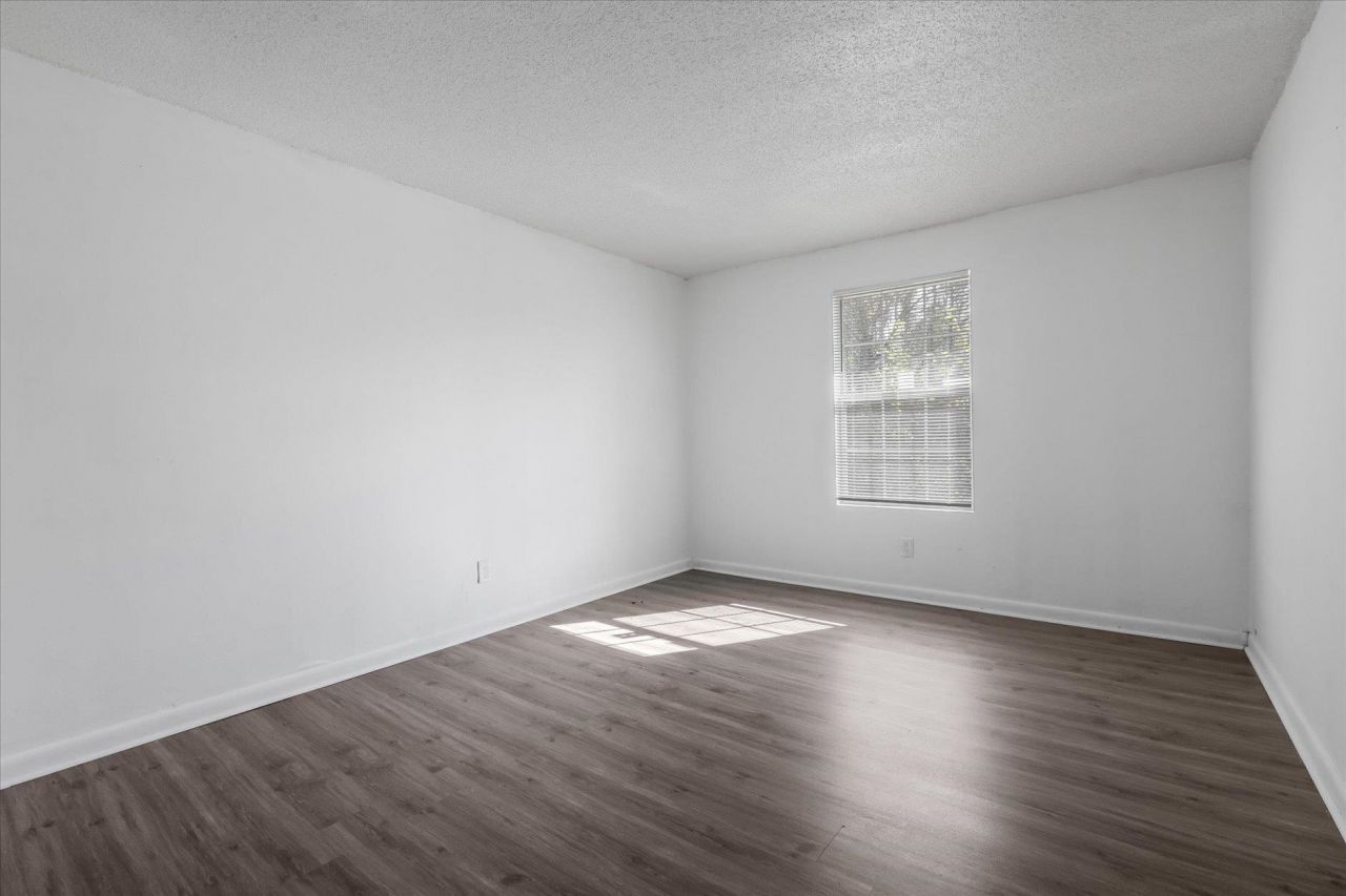 851 Maple Street, Unit 8, Chattahoochee, FL 32324 Photo